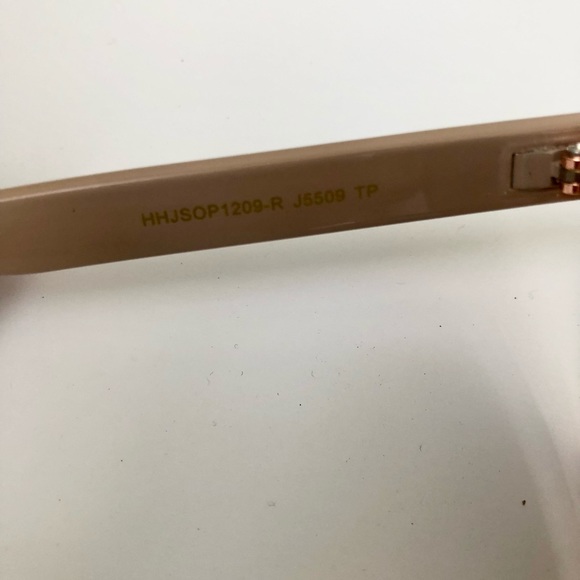 Jessica Simpson Sunglasses - Picture 6 of 6